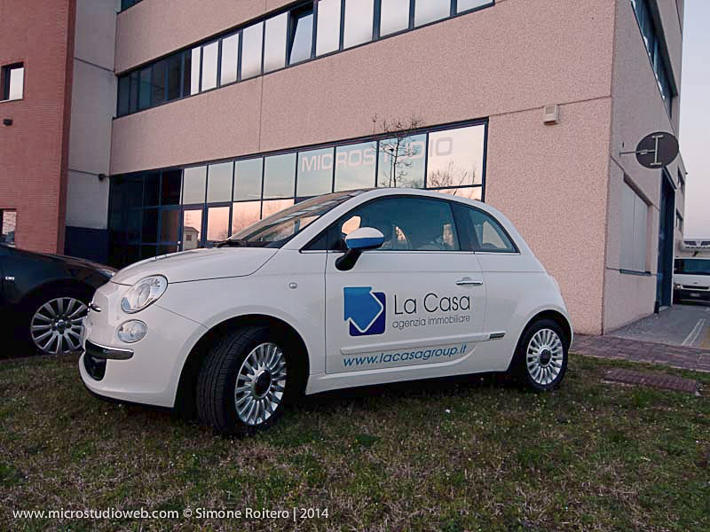 decorazione pubblicitaria su fiat 500