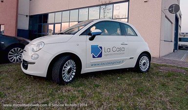 decorazione pubblicitaria su fiat 500