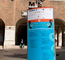 noleggio totem per mostre ed eventi