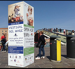 Noleggio totem Venezia