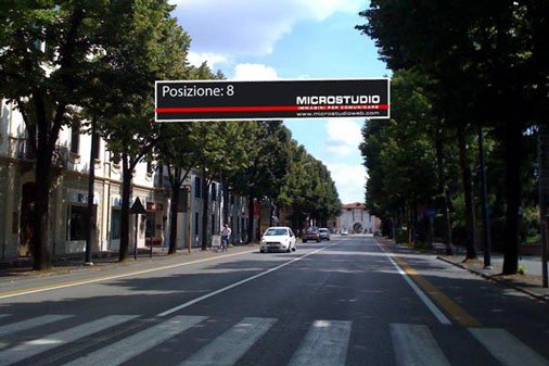 Striscione pubblicitario Treviso - Via Monte Grappa Treviso, palo 8