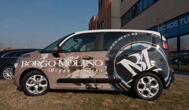 Borgomolino car advertising