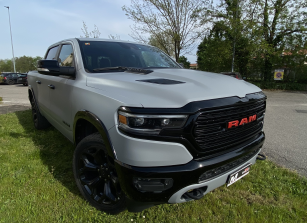 Dodge Ram Wrapping Grey Calandra Rossa