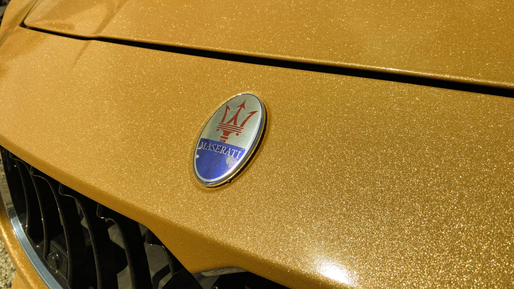 Dettaglio Logo Maserati Ghibli Wrapping